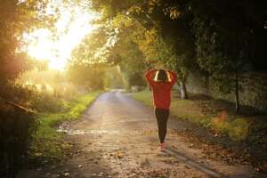 walking-1868652__340